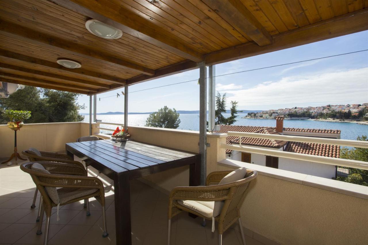 Apartments Gudelj Trogir Ngoại thất bức ảnh