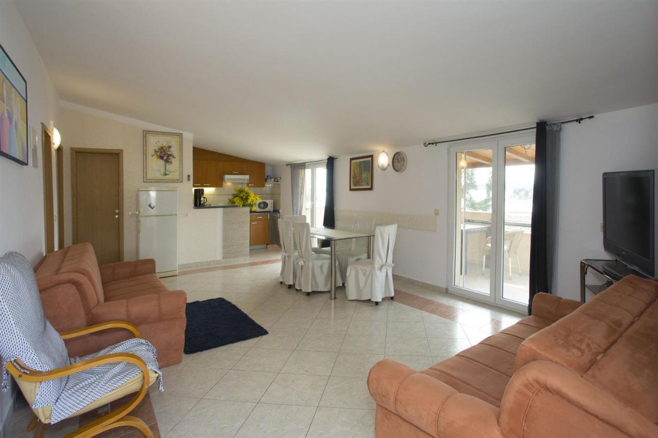 Apartments Gudelj Trogir Ngoại thất bức ảnh