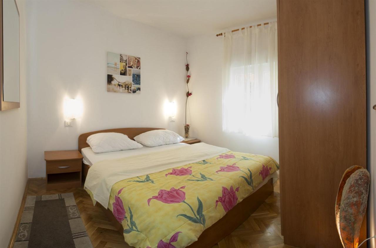 Apartments Gudelj Trogir Ngoại thất bức ảnh