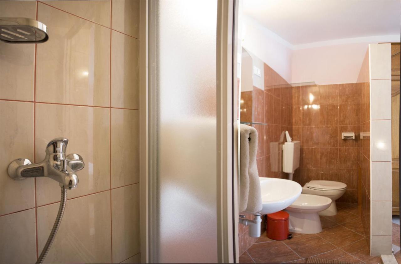 Apartments Gudelj Trogir Ngoại thất bức ảnh