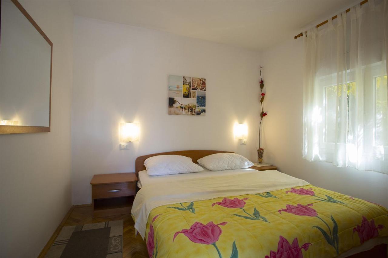 Apartments Gudelj Trogir Ngoại thất bức ảnh