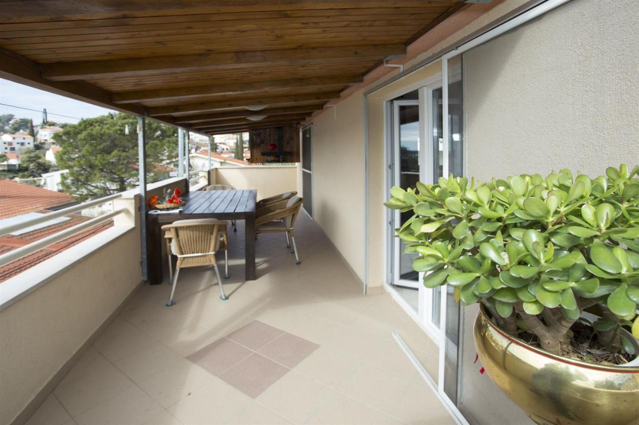 Apartments Gudelj Trogir Ngoại thất bức ảnh