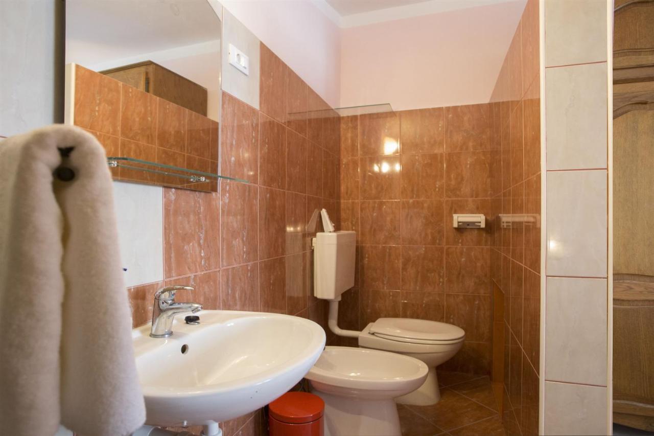 Apartments Gudelj Trogir Ngoại thất bức ảnh